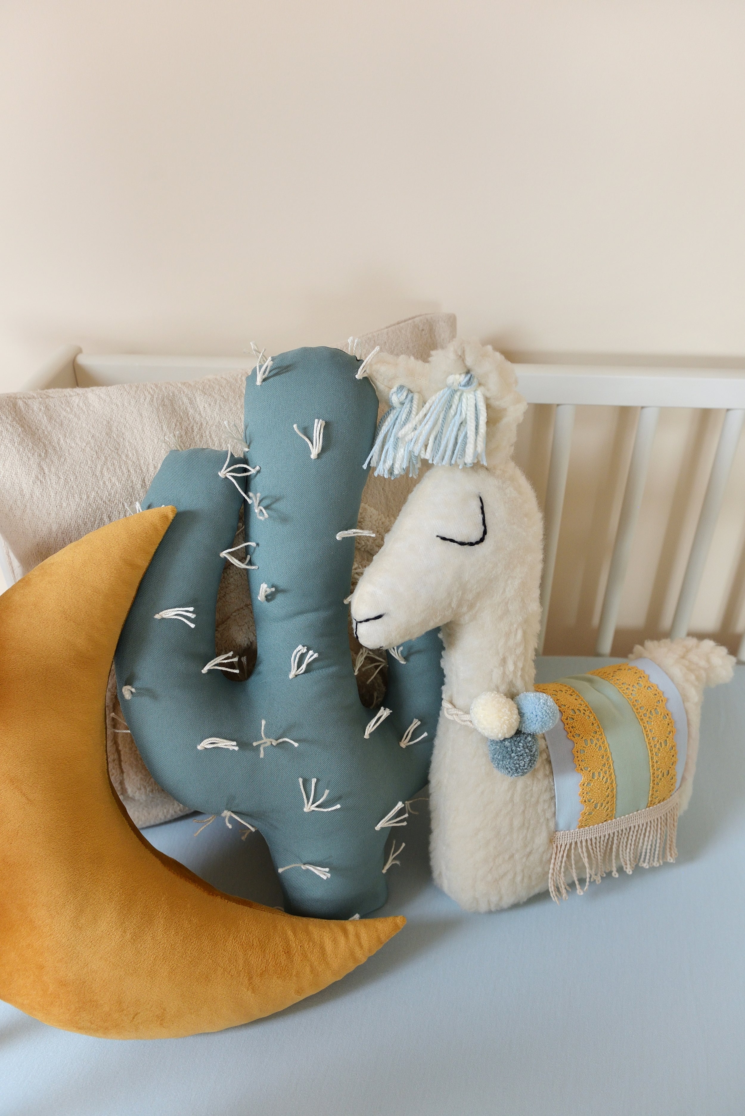 Llama Pillow Set
