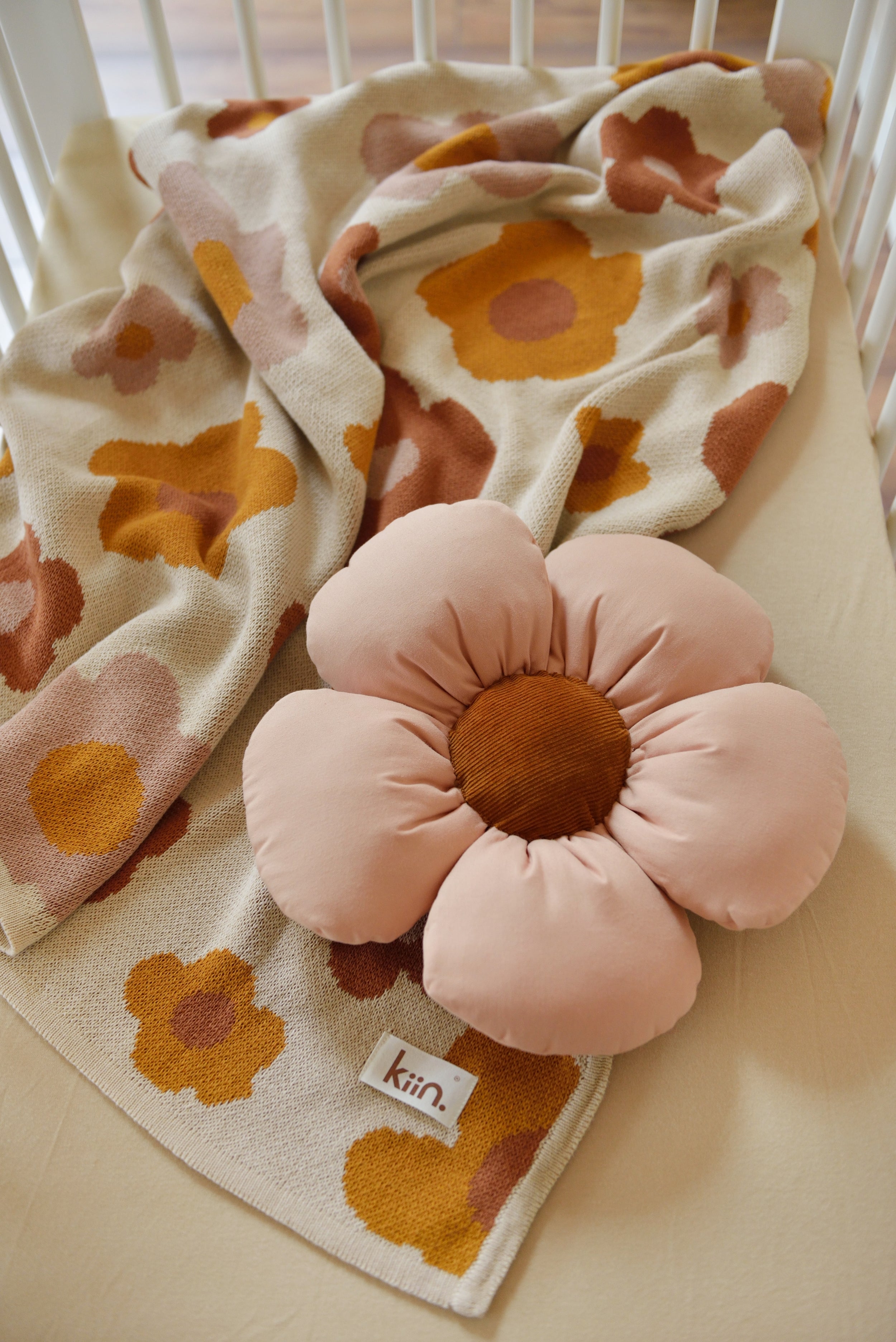 Daisy Decor Pillow