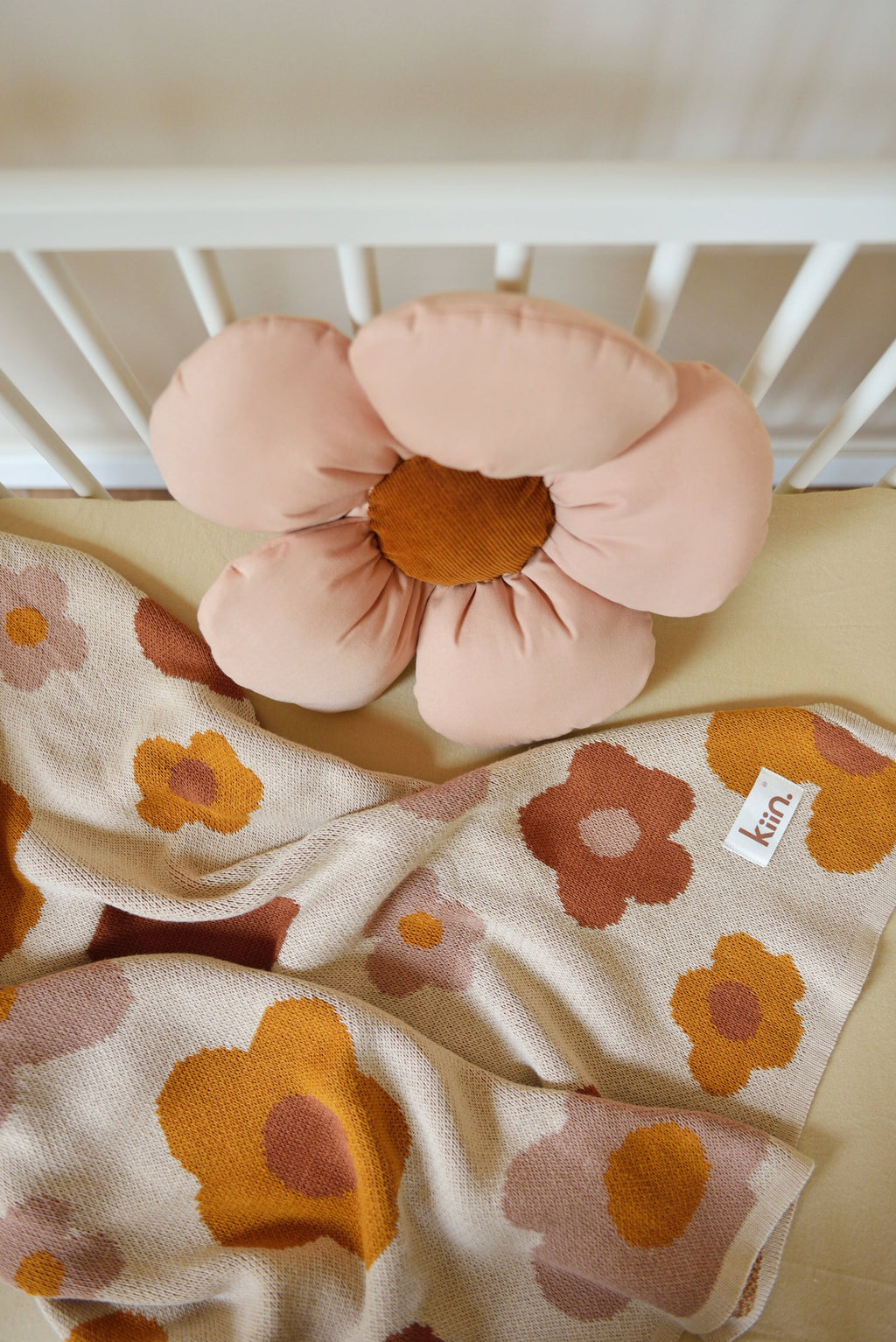 Daisy Decor Pillow