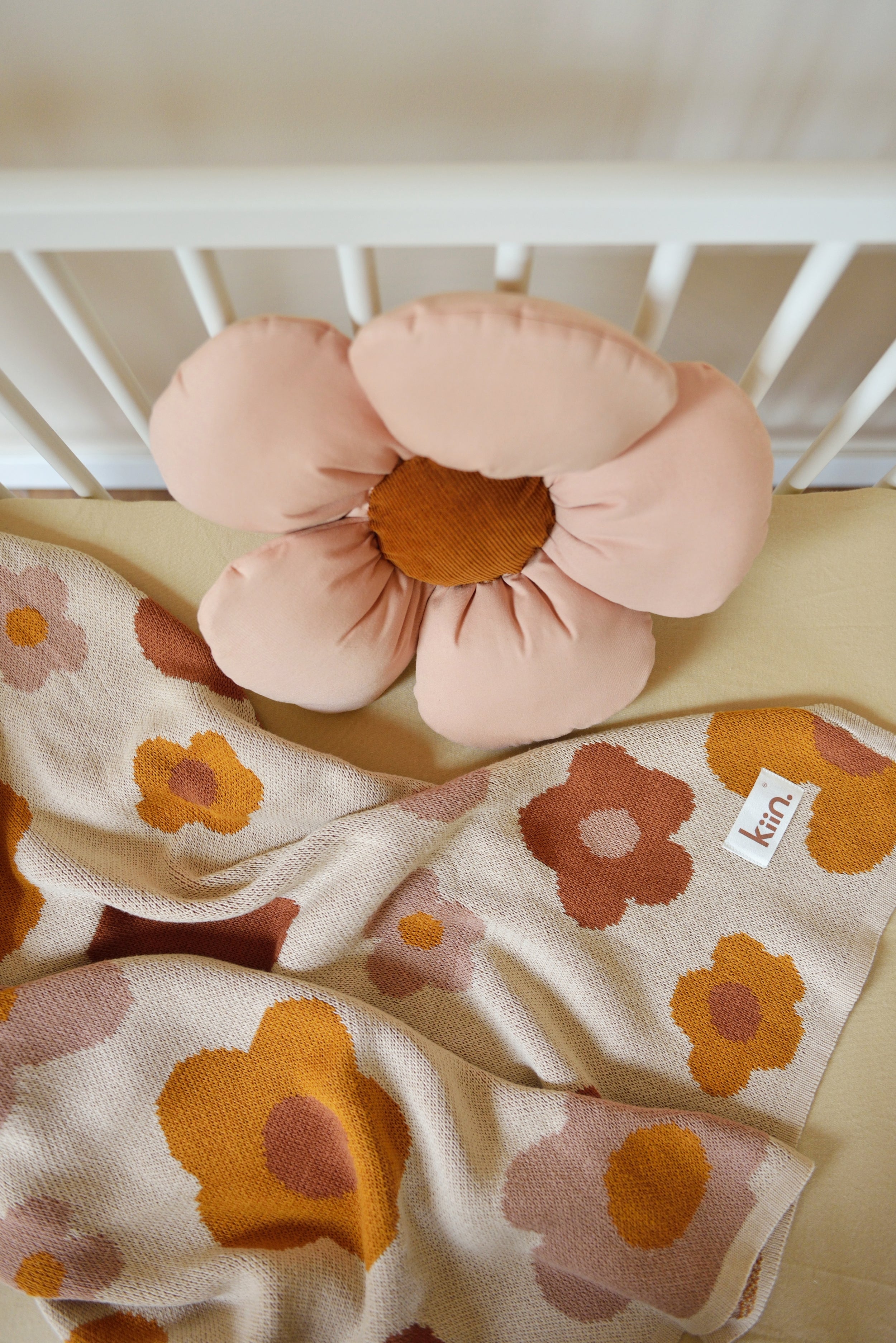 Daisy Decor Pillow
