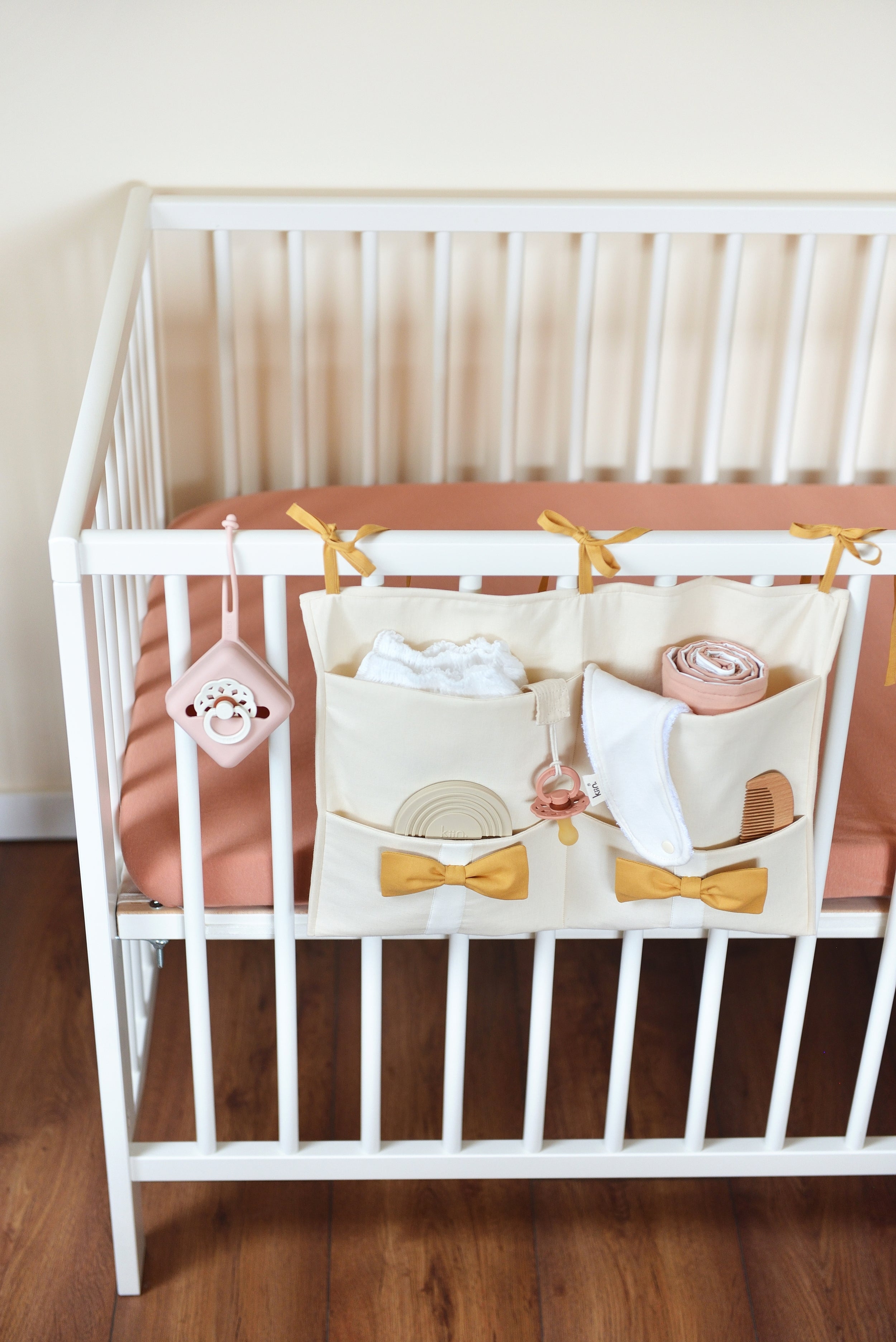 Ivory Crib Organizer