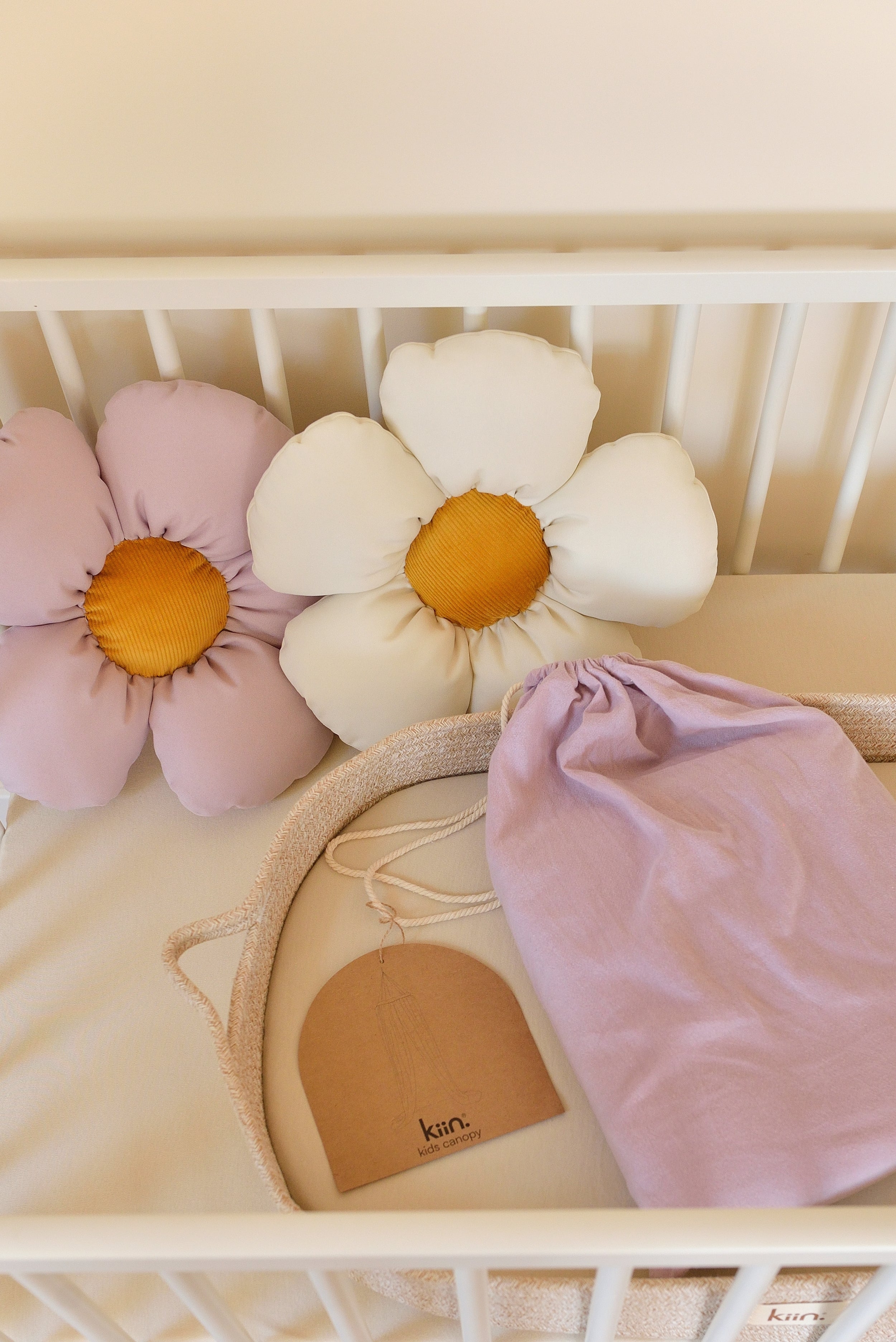 Daisy Decor Pillow