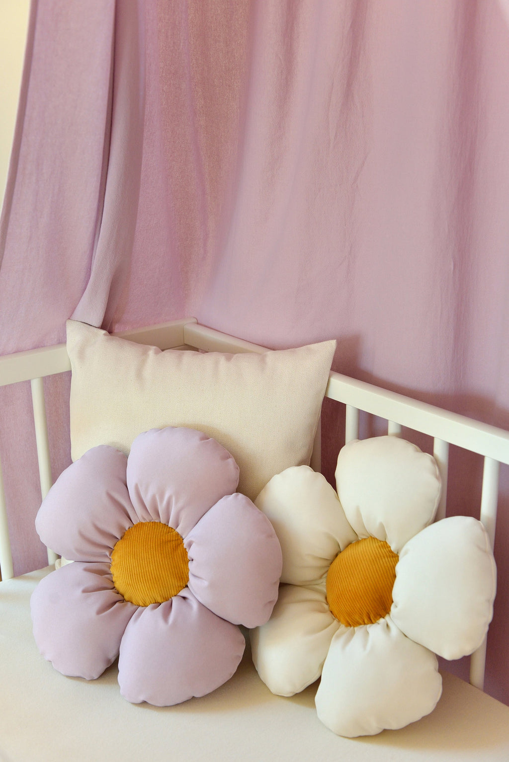 Daisy Decor Pillow