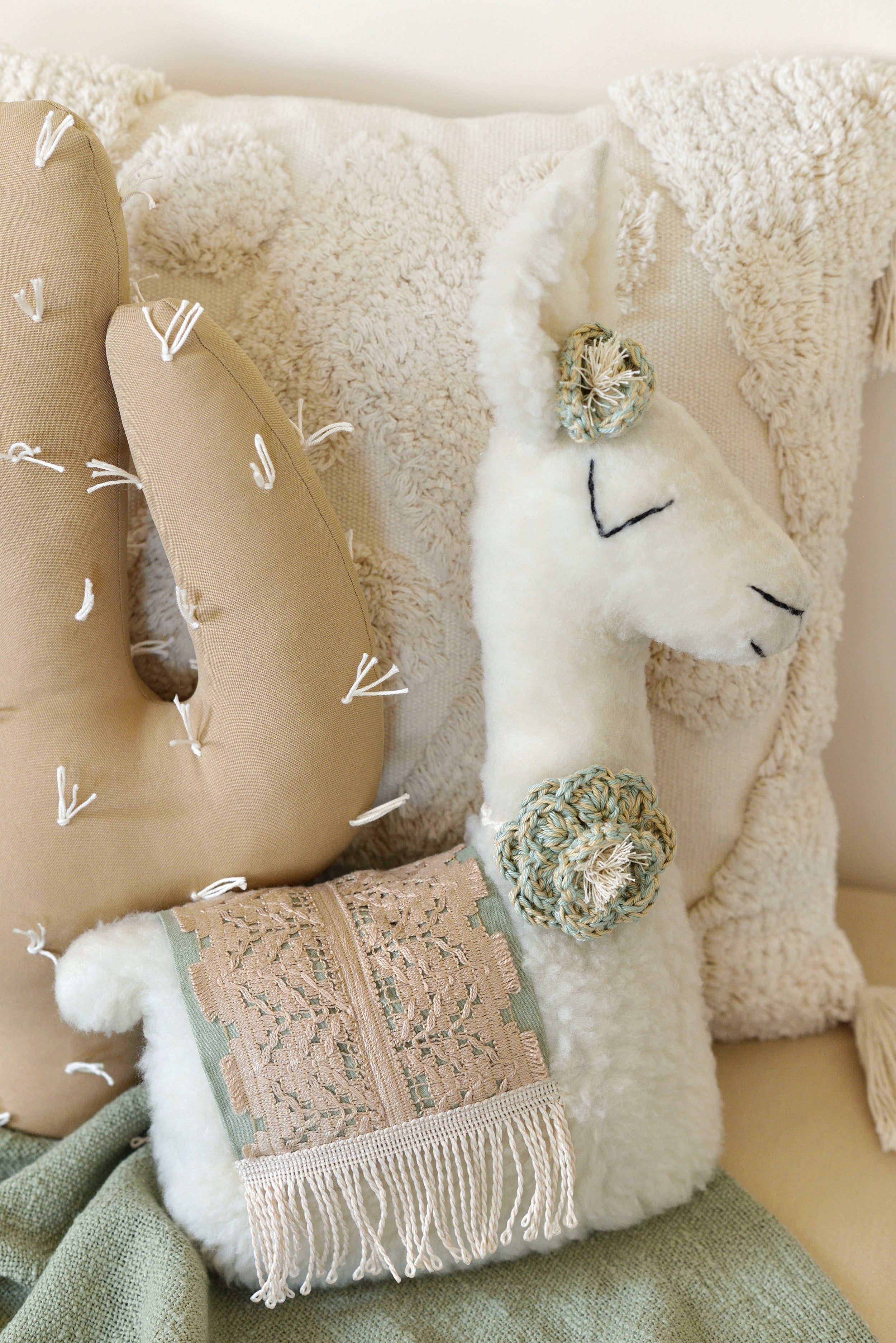 Llama Pillow Set