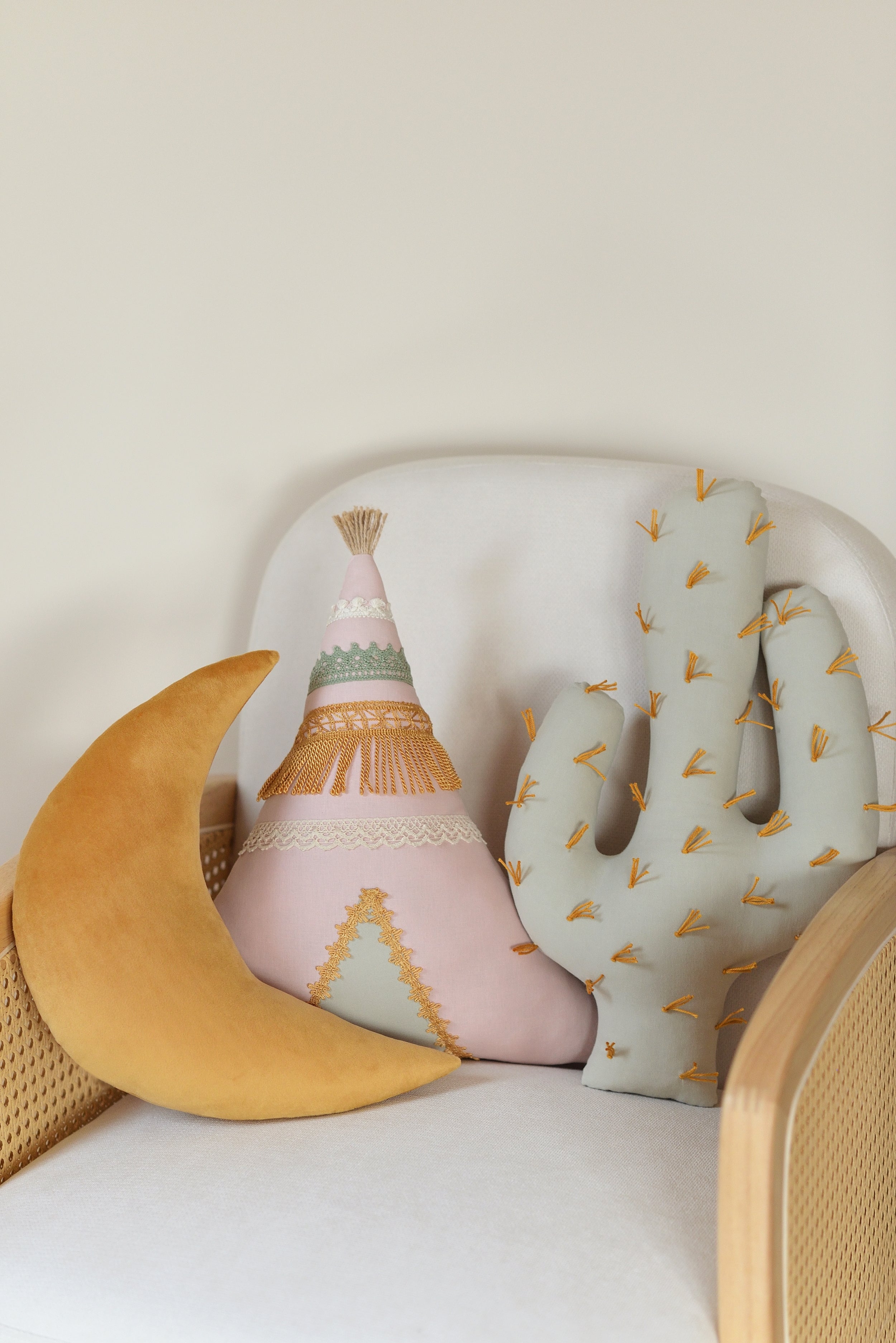 Teepee Pillow Set
