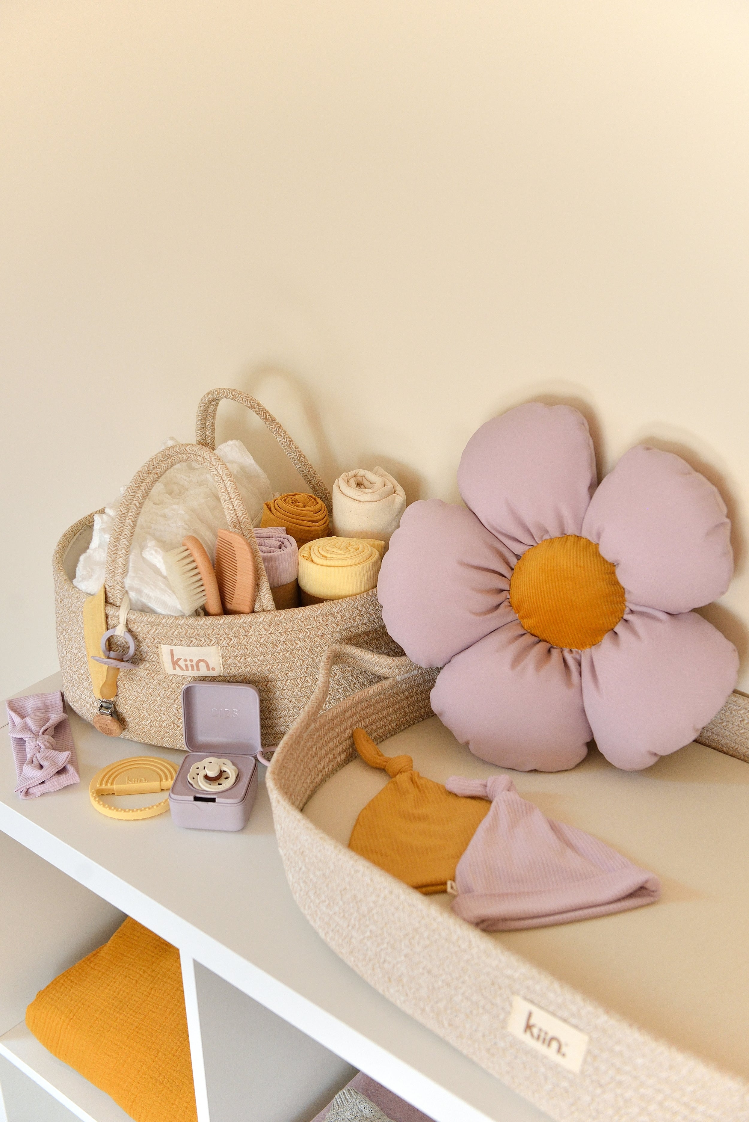 Daisy Decor Pillow