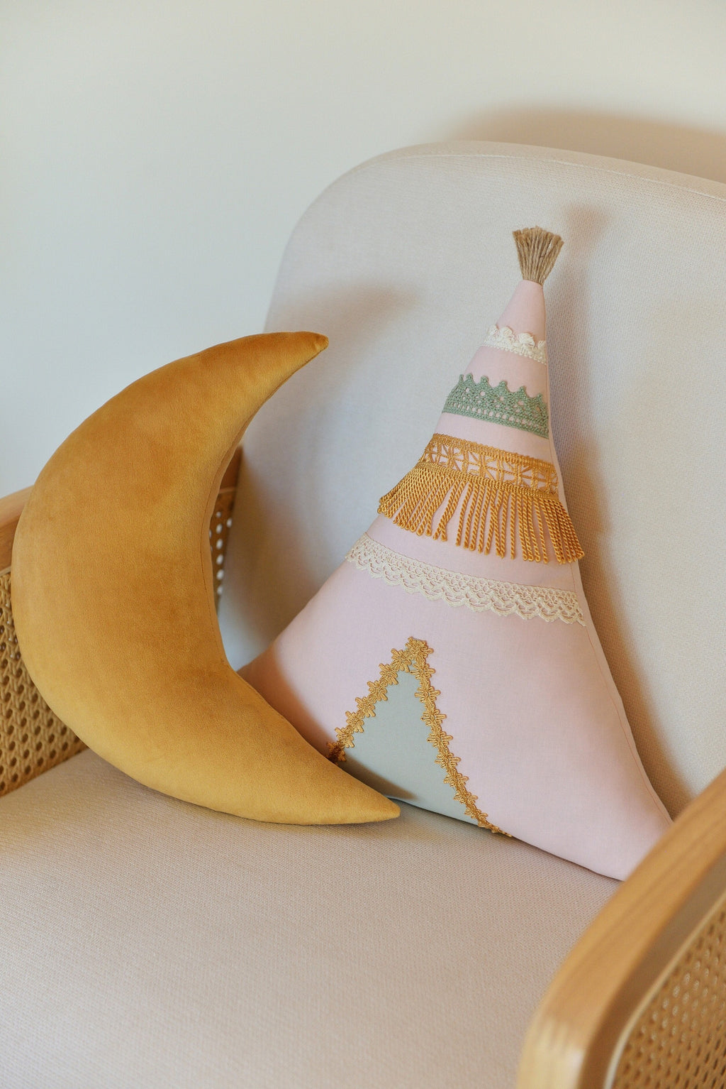 Teepee Pillow Set