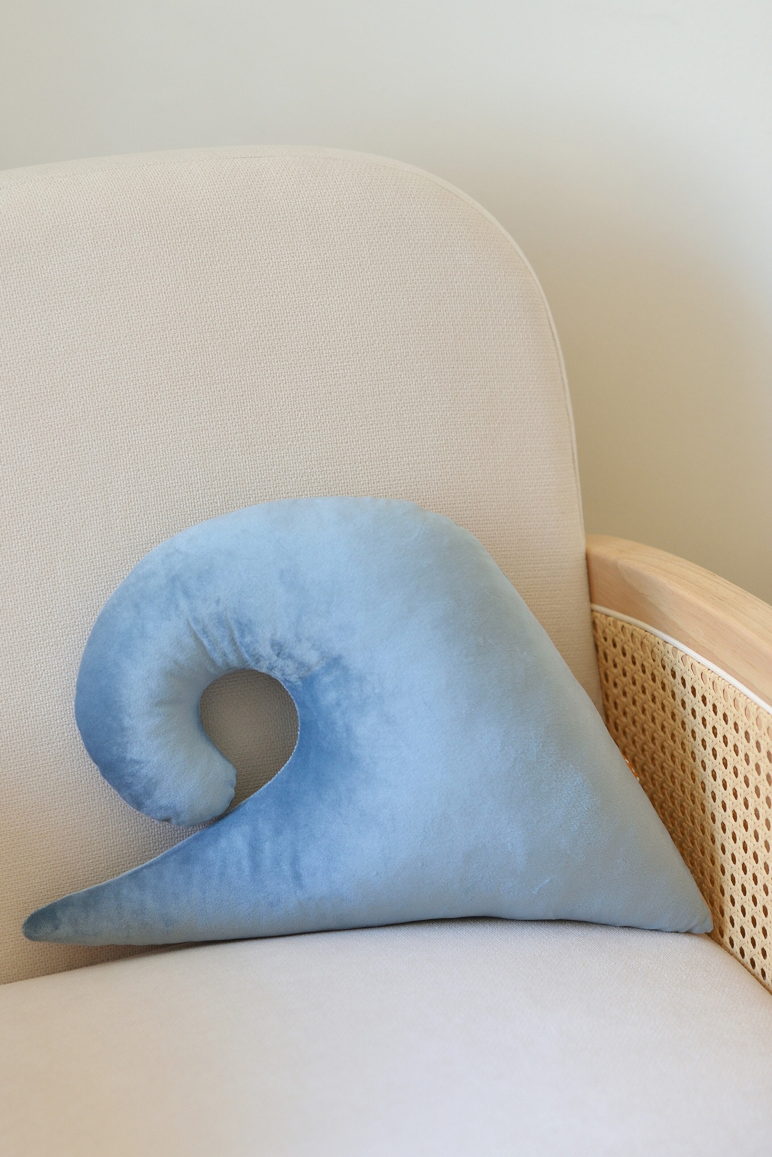 Wave Pillow Set