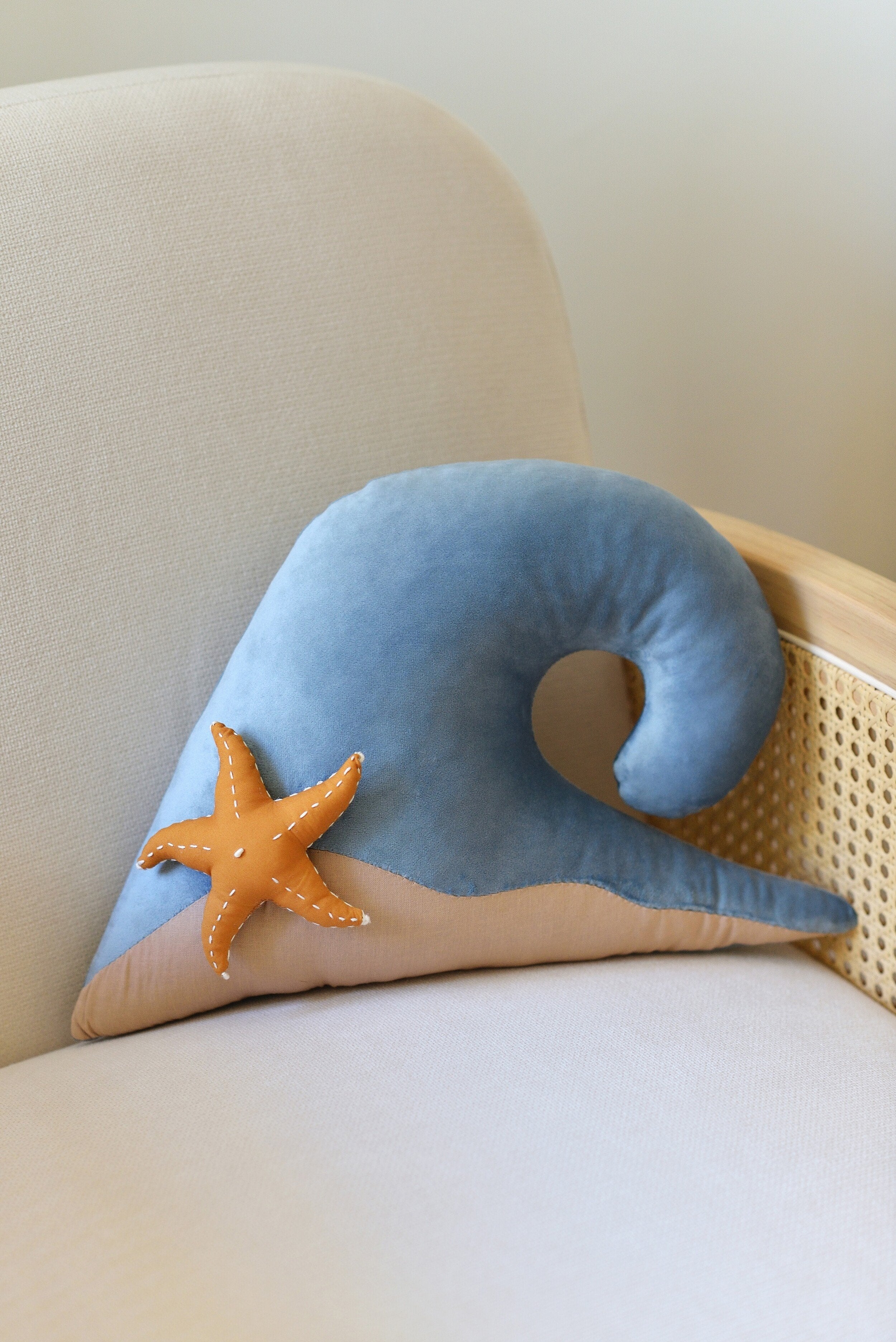 Wave Pillow Set